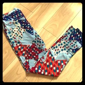 New Lularoe Americana leggings OS